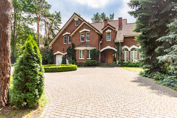 Best Local Driveway Pavers  in Dayton, IN
